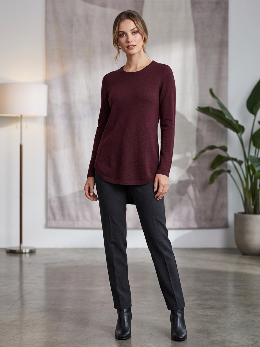 Women’s Long Sleeve Crewneck Top in Wine